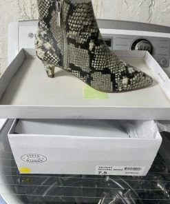 Recurate SKYWAY - SM REBOOTED