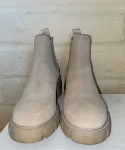 Recurate HOWLER SAND SUEDE