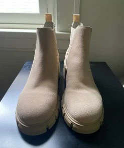 Recurate HOWLER SAND SUEDE