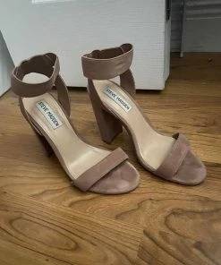 Recurate CELEBRATE TAN SUEDE - SM REBOOTED