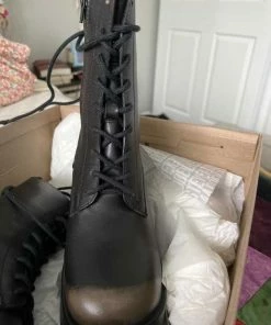 Recurate PROMISE BLACK DISTRESSED - SM REBOOTED RESALE