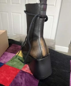 Recurate PROMISE BLACK DISTRESSED - SM REBOOTED RESALE