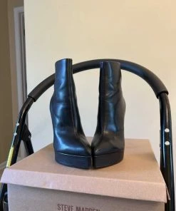 Recurate VELINA BLACK LEATHER - SM REBOOTED