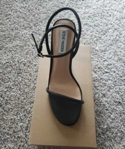 Recurate BECKY BLACK LEATHER - SM REBOOTED RESALE
