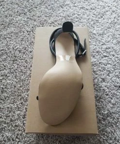 Recurate BECKY BLACK LEATHER - SM REBOOTED RESALE