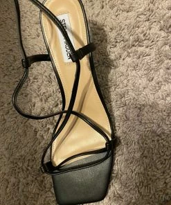 Recurate RESALE LAVINA BLACK - SM REBOOTED