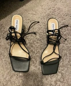 Recurate RESALE LAVINA BLACK - SM REBOOTED