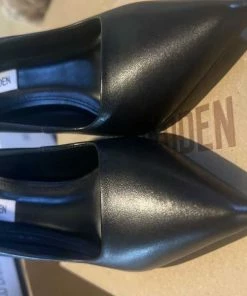 Recurate VALA BLACK LEATHER - SM REBOOTED