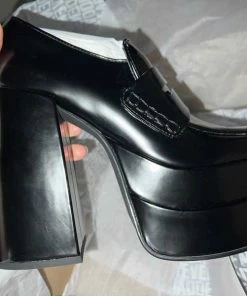 Recurate CATELYN BLACK - SM REBOOTED