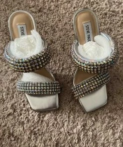 Recurate KAYLEE SILVER - SM REBOOTED RESALE